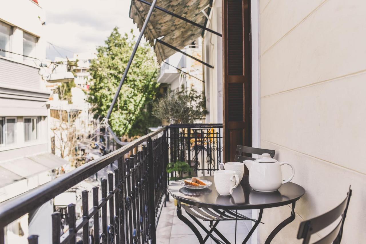 Neoclassical Apartment Near Acropolis - Livingstone Crystal アテネ エクステリア 写真