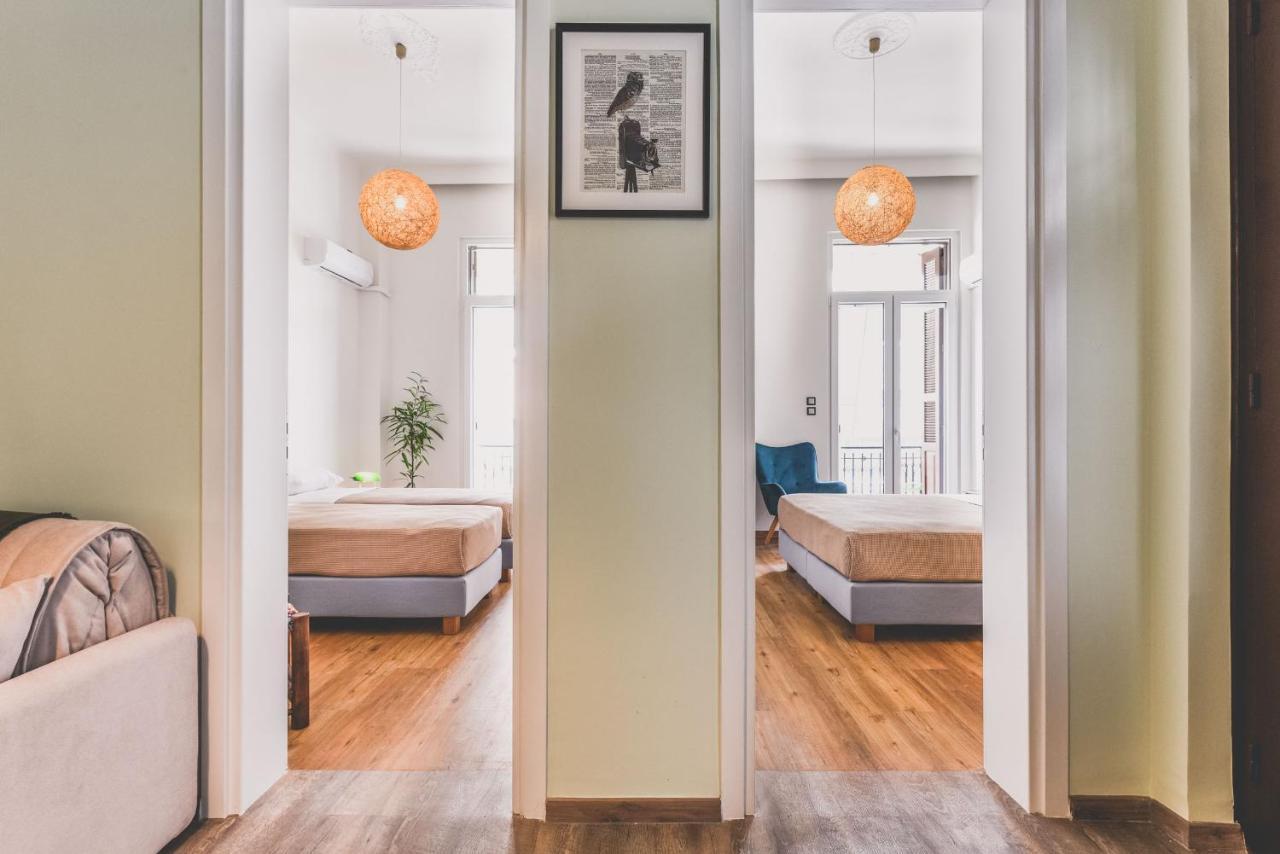 Neoclassical Apartment Near Acropolis - Livingstone Crystal アテネ エクステリア 写真